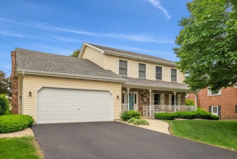 10 South Canterbury Road Aurora IL 60506
