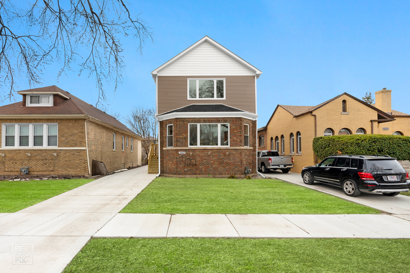 1422 South 13th Avenue Maywood IL 60153