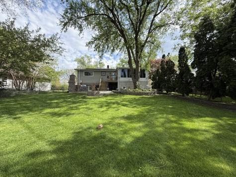 1560 Pamela Drive Elgin IL 60123