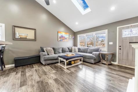 847 Foran Lane Aurora IL 60506