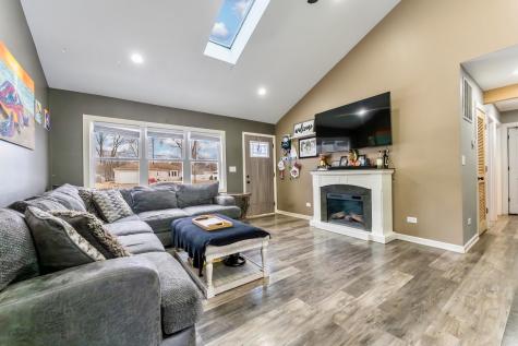 847 Foran Lane Aurora IL 60506