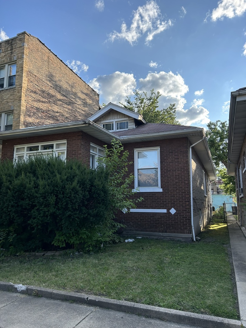 7950 South Justine Street Chicago IL 60620