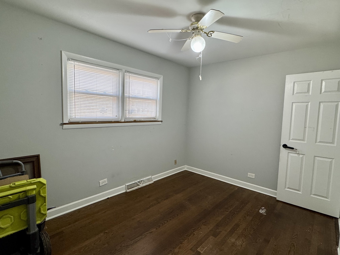 3107 West Howard Street Chicago IL 60645