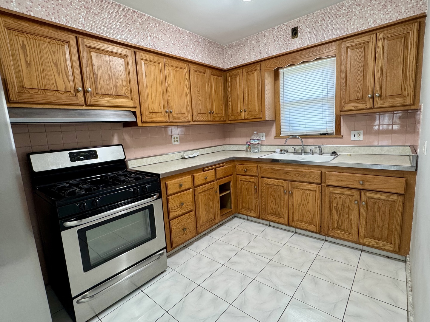 3107 West Howard Street Chicago IL 60645