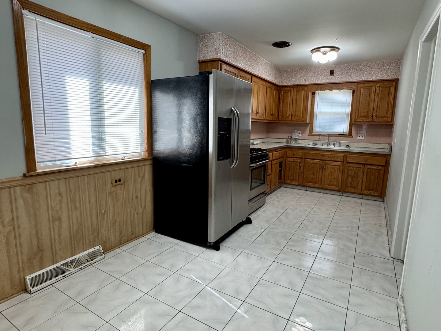 3107 West Howard Street Chicago IL 60645