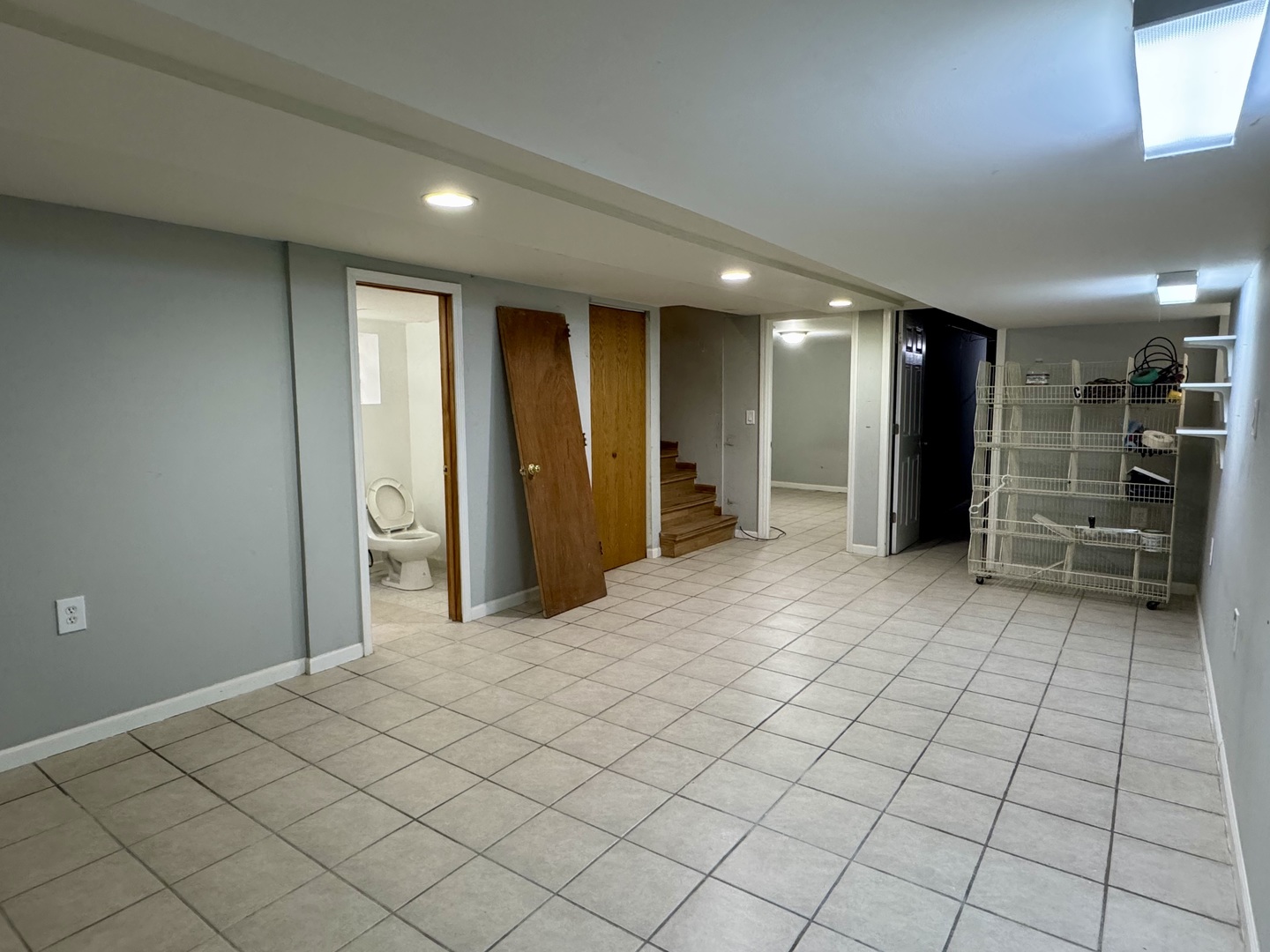 3107 West Howard Street Chicago IL 60645