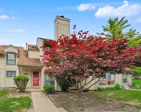 33 Colony West Drive Champaign IL 61820