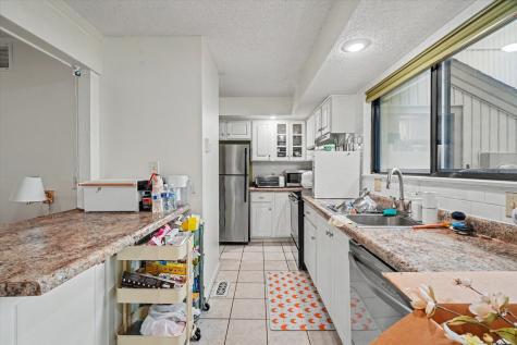 33 Colony West Drive Champaign IL 61820