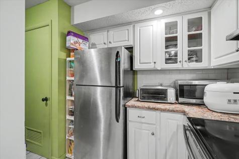 33 Colony West Drive Champaign IL 61820