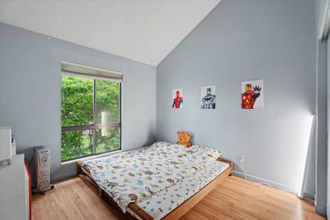 33 Colony West Drive Champaign IL 61820