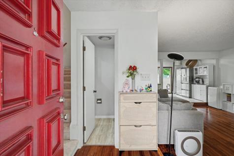 33 Colony West Drive Champaign IL 61820