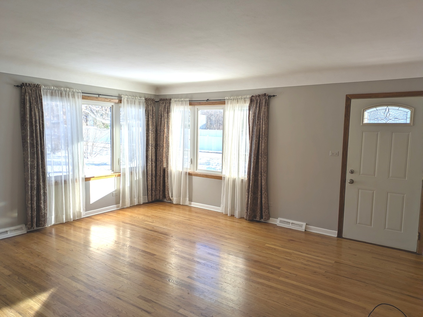 21W230 Pershing Avenue Lombard IL 60148