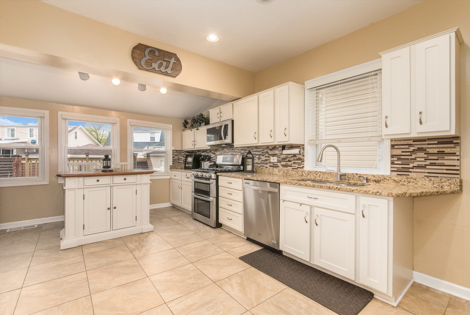 6461 West Raven Street Chicago IL 60631