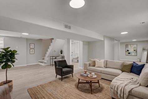 11916 South Stewart Avenue Chicago IL 60628