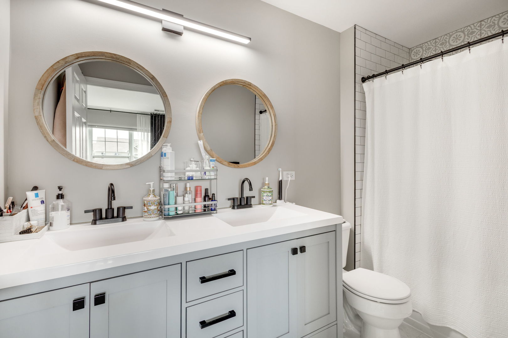 16 Black Oak Court Bolingbrook IL 60490
