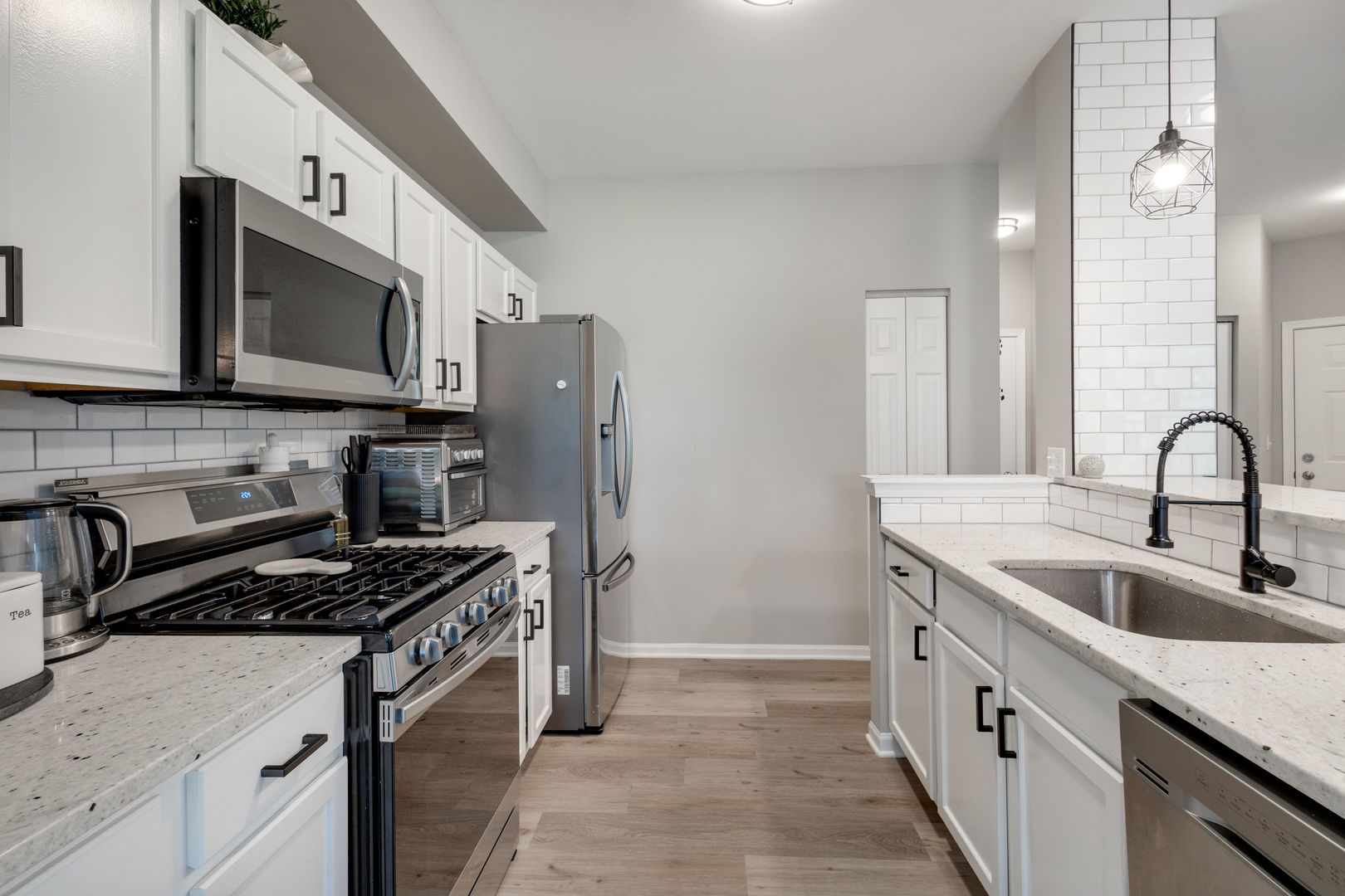 16 Black Oak Court Bolingbrook IL 60490