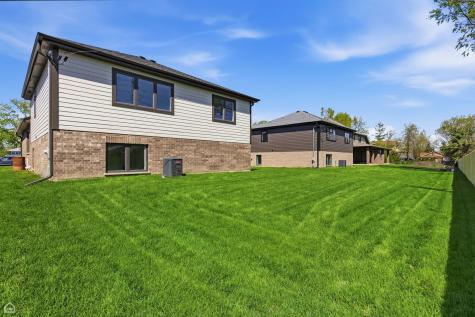 8041 South 85th Court Justice IL 60458