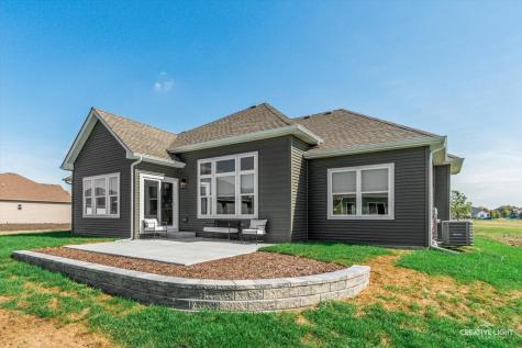 668 Cumberland Lane Oswego IL 60543