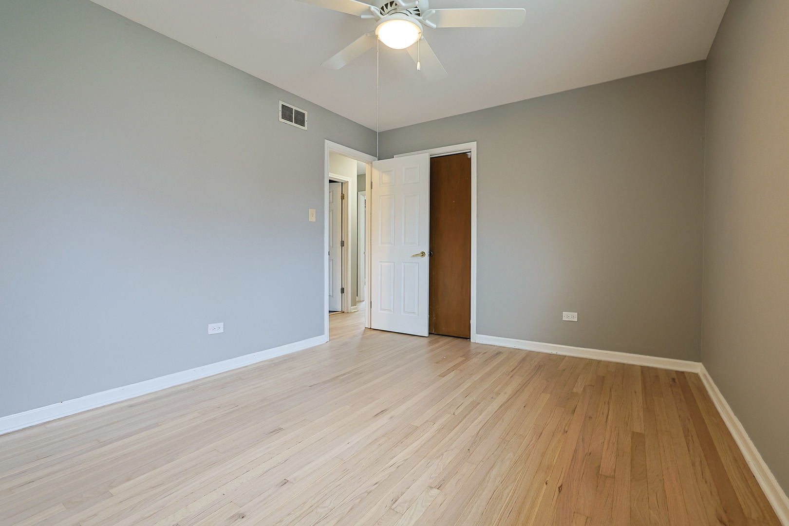 18W194 Claremont Drive Darien IL 60561