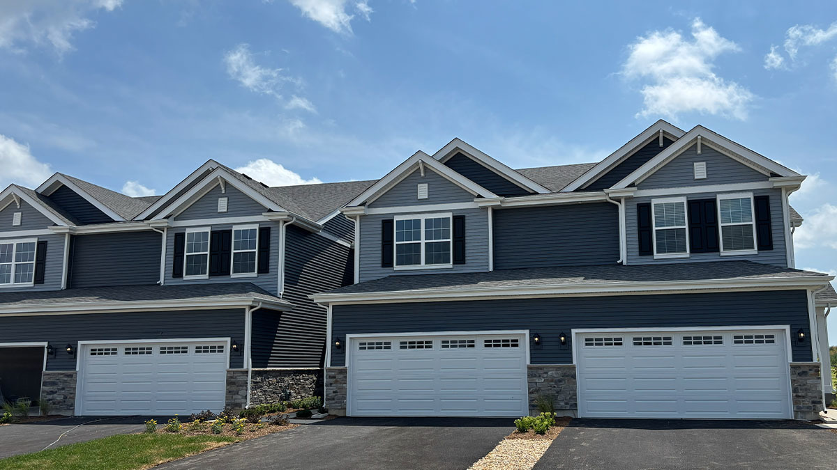 1744 Stable Lane Aurora IL 60503