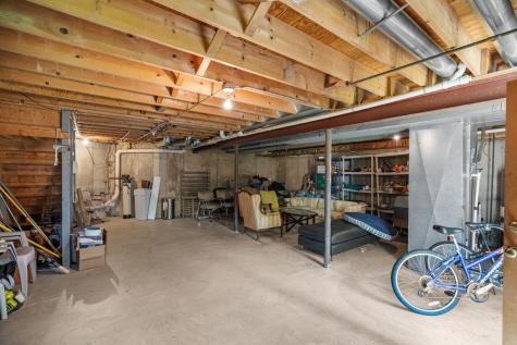 27W225 Ash Court Winfield IL 60190