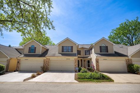 27W225 Ash Court Winfield IL 60190