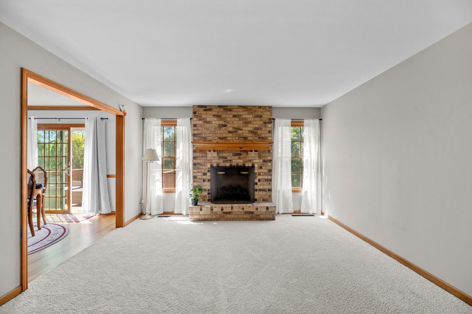 27W225 Ash Court Winfield IL 60190