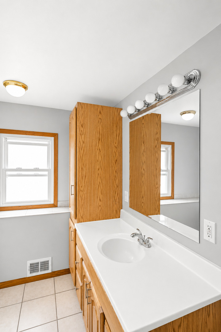 5412 South Natoma Avenue S Chicago IL 60638
