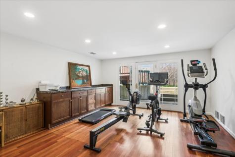 1311 Carlisle Place Deerfield IL 60015