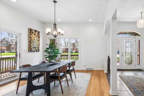 1311 Carlisle Place Deerfield IL 60015