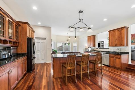 1311 Carlisle Place Deerfield IL 60015