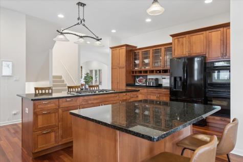 1311 Carlisle Place Deerfield IL 60015