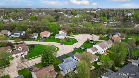 710 Redwood Court Genoa IL 60135