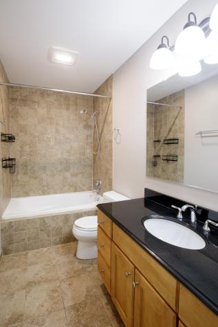 828 South Bell Avenue Chicago IL 60612