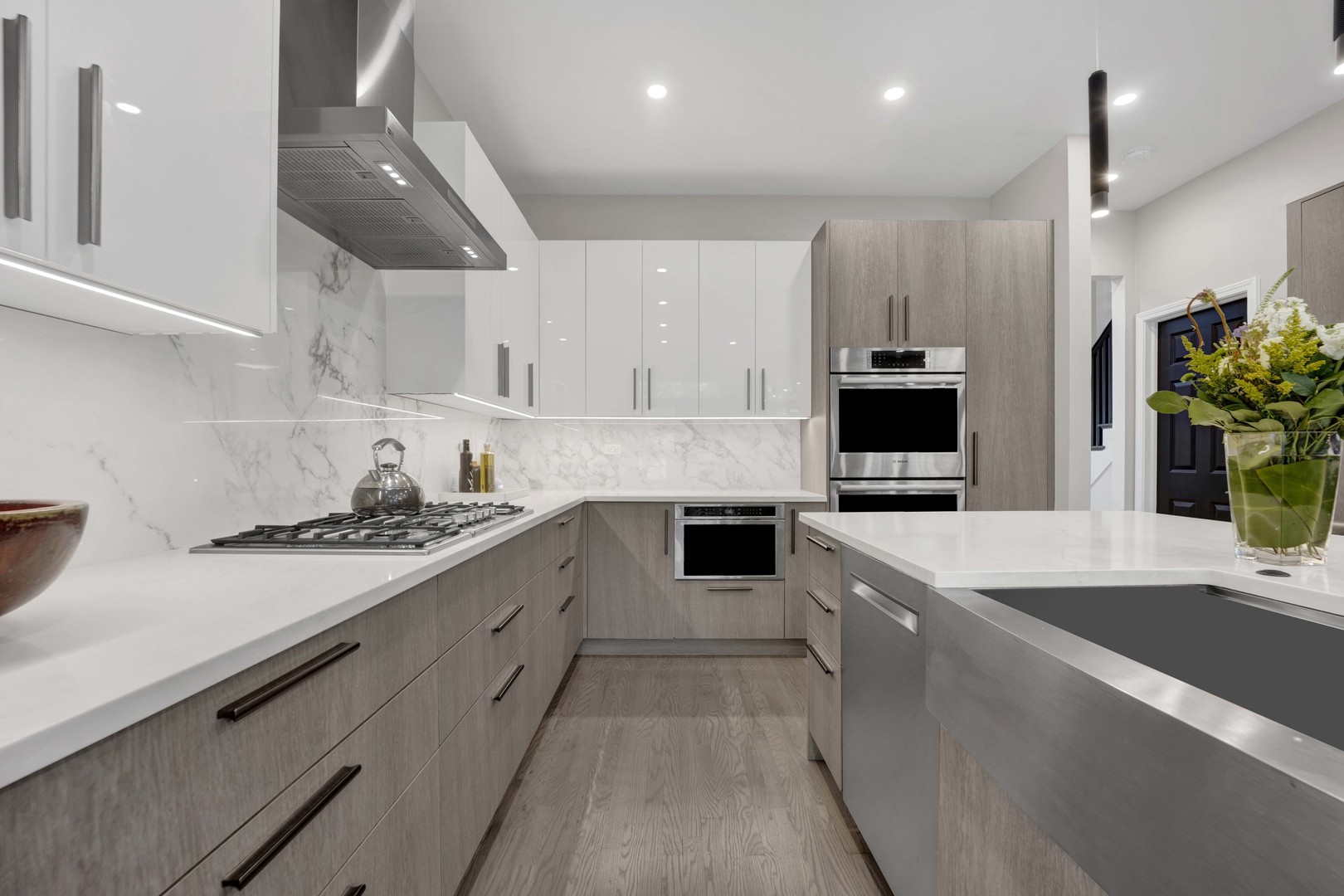 828 South Bell Avenue Chicago IL 60612
