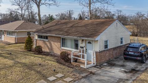 309 Blackhawk Drive Park Forest IL 60466