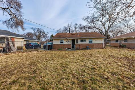 309 Blackhawk Drive Park Forest IL 60466