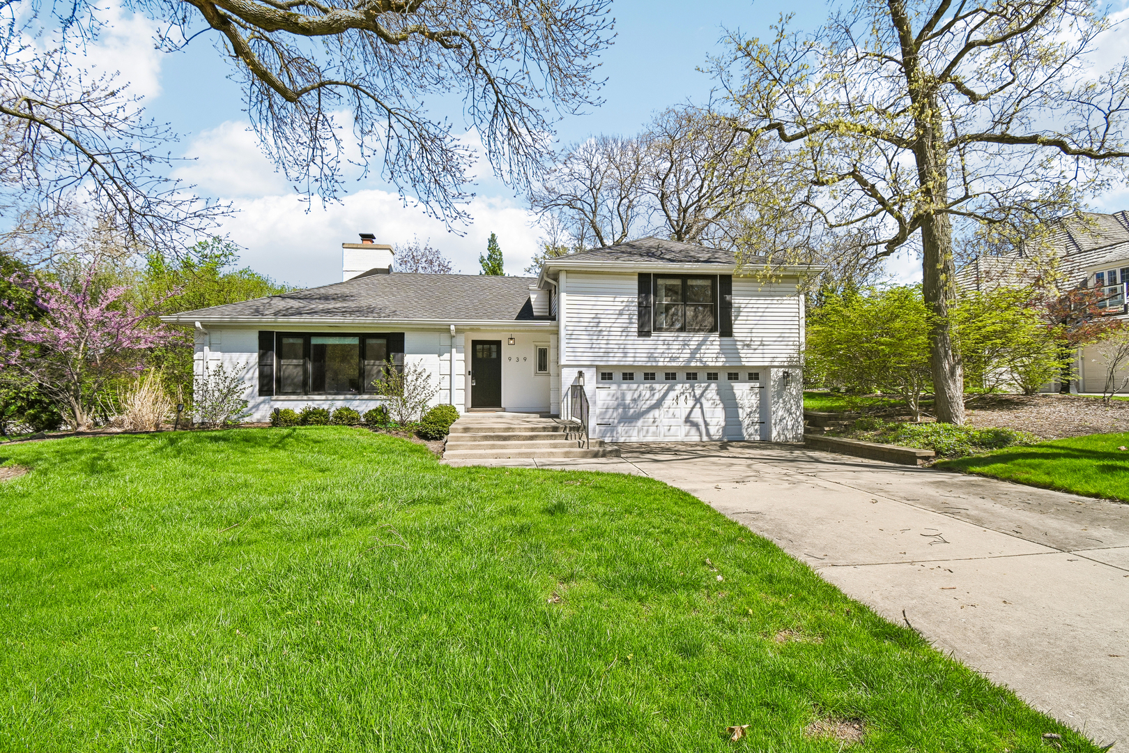 939 Westcliff Lane SE Deerfield IL 60015