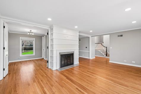 939 Westcliff Lane SE Deerfield IL 60015