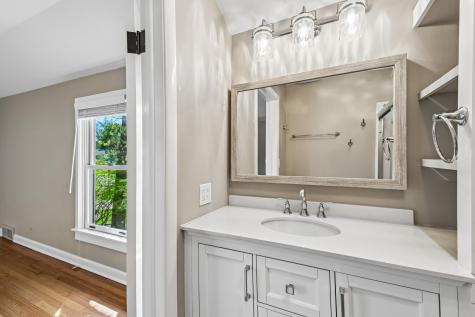 939 Westcliff Lane SE Deerfield IL 60015