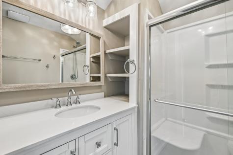 939 Westcliff Lane SE Deerfield IL 60015