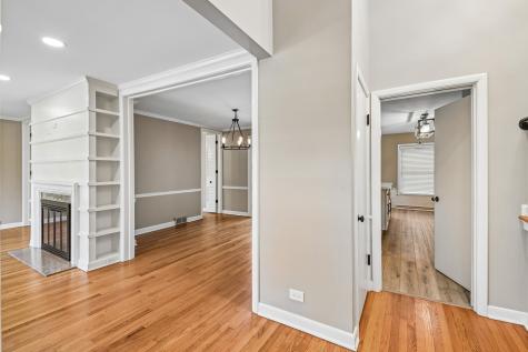 939 Westcliff Lane SE Deerfield IL 60015