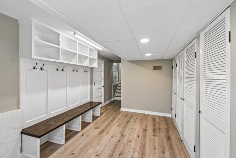 939 Westcliff Lane SE Deerfield IL 60015