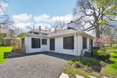 939 Westcliff Lane SE Deerfield IL 60015