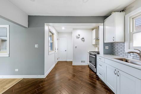 5227 South Neenah Avenue Chicago IL 60638