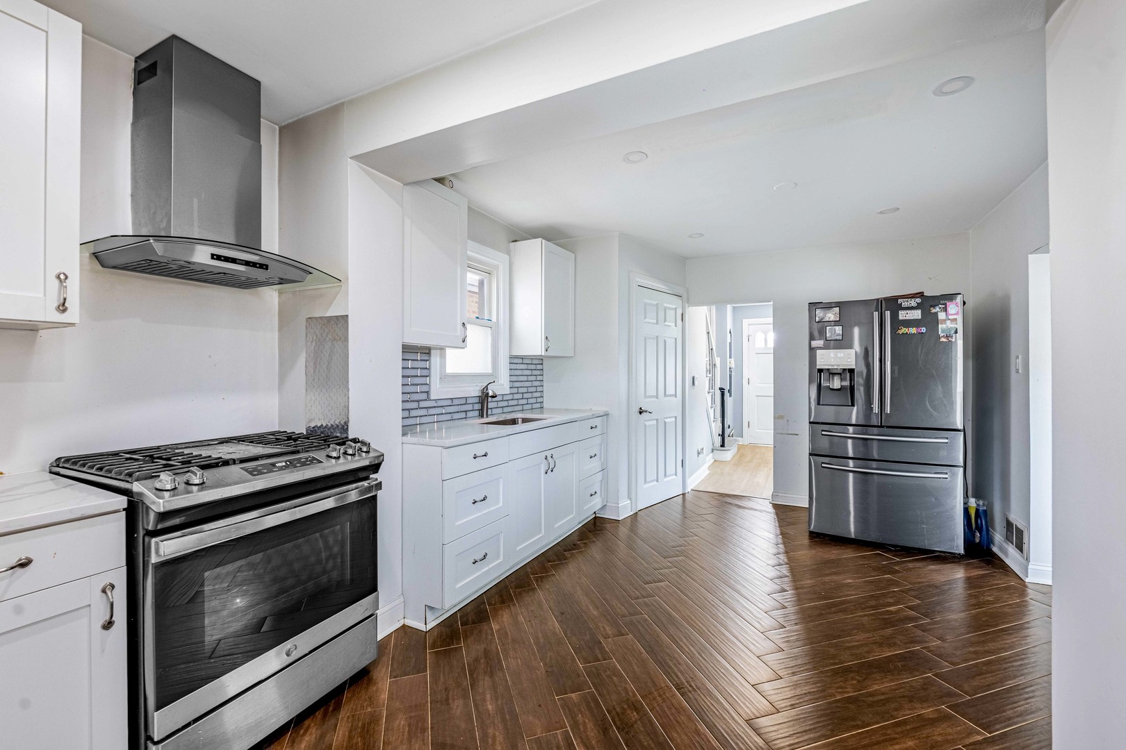 5227 South Neenah Avenue Chicago IL 60638
