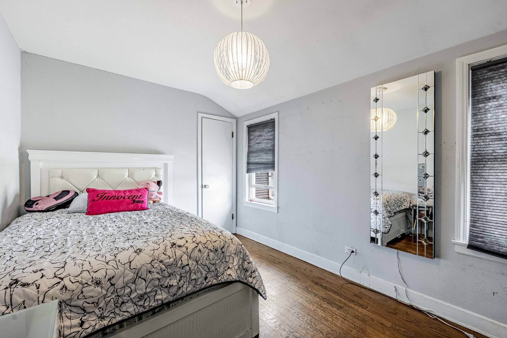 5227 South Neenah Avenue Chicago IL 60638