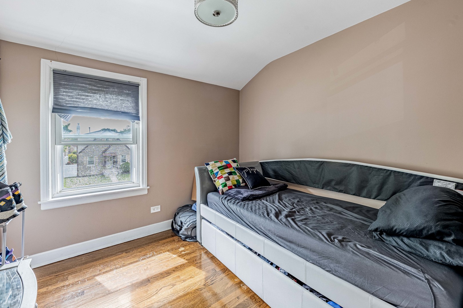 5227 South Neenah Avenue Chicago IL 60638
