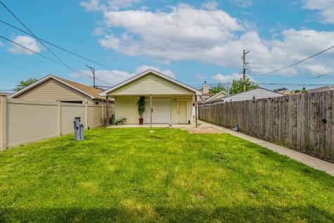 5227 South Neenah Avenue Chicago IL 60638