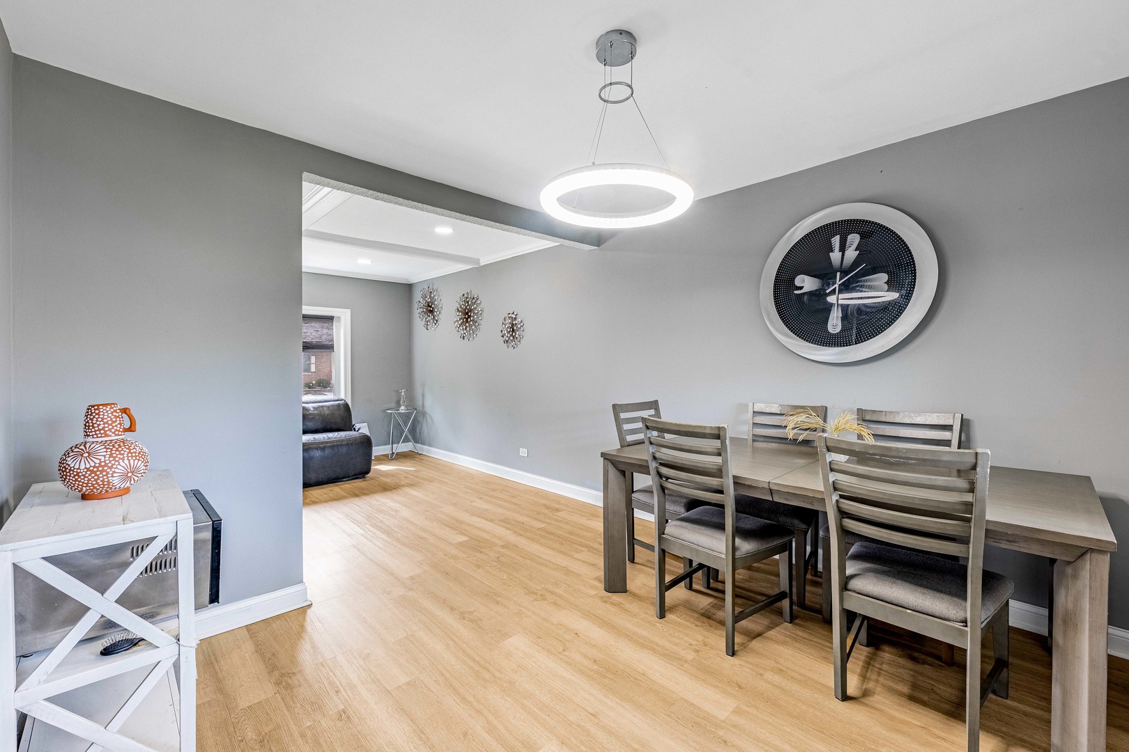 5227 South Neenah Avenue Chicago IL 60638